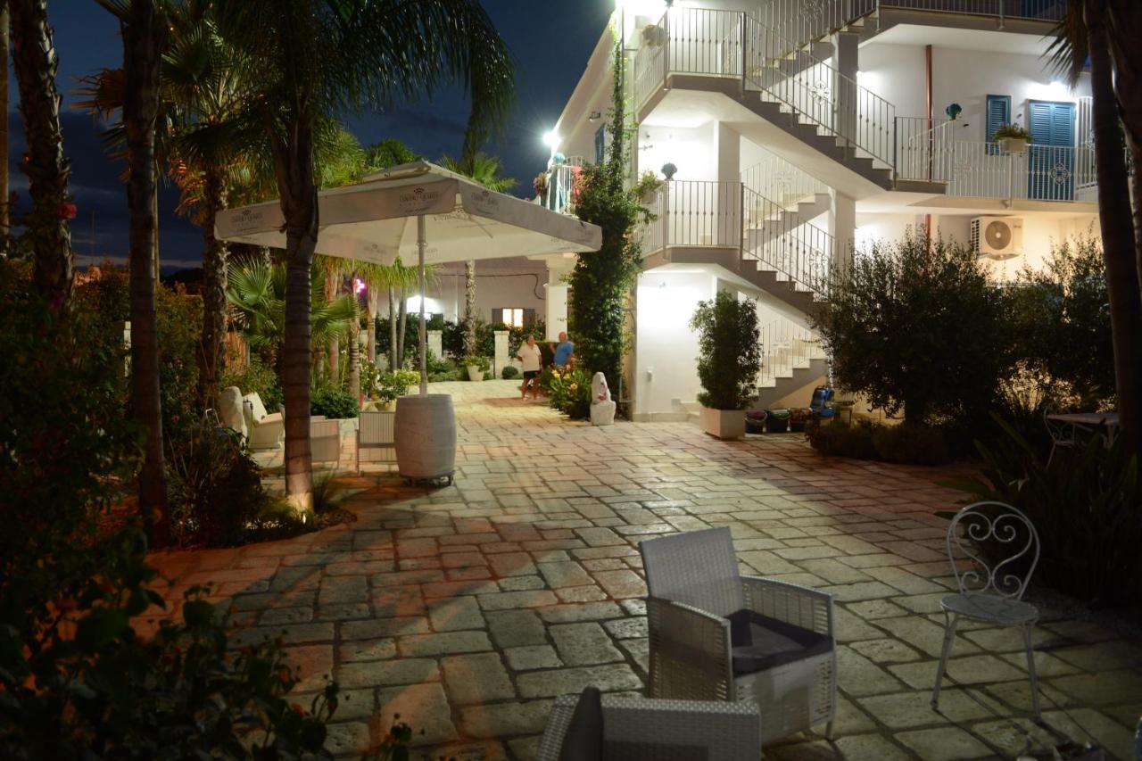 טורה קולימנה B&B La Colimena מראה חיצוני תמונה
